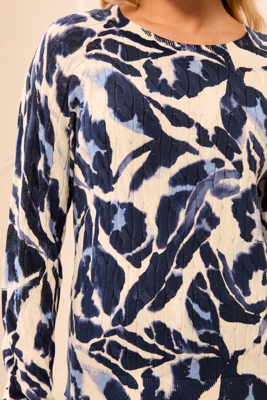 L/S Crew Neck Sweater