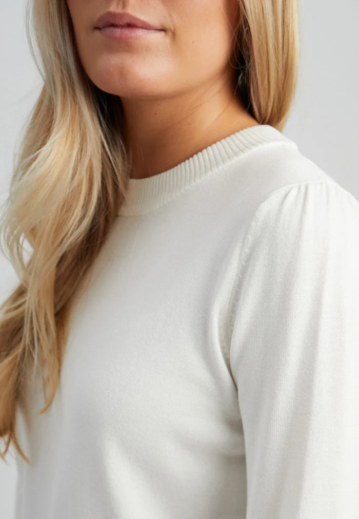 Light pullover
