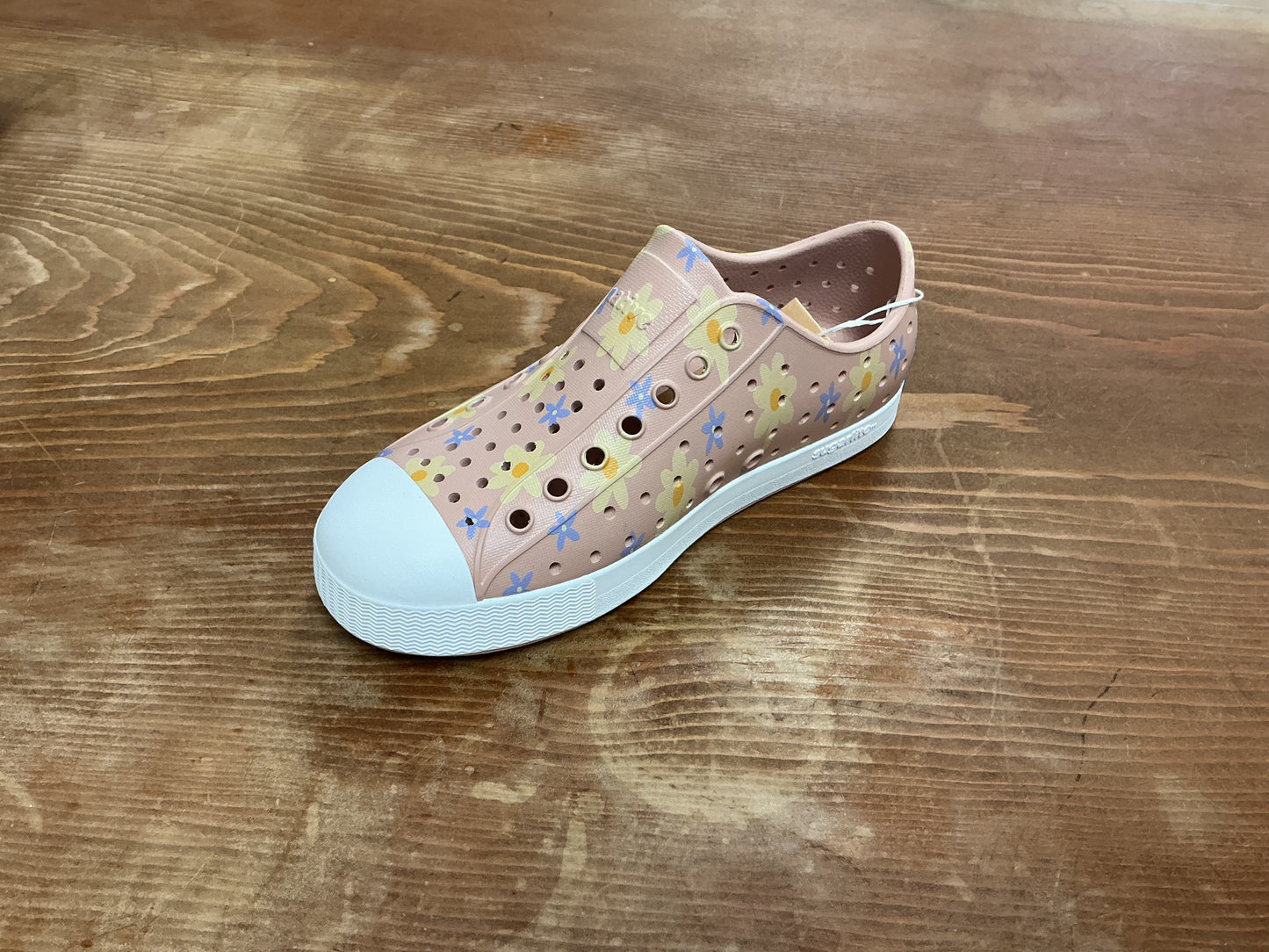 Jefferson Daisy Print Pink Native Shoes