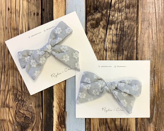 Seafoam Bow