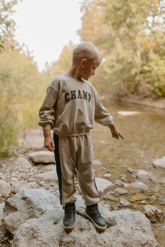 Relaxed Paneled Sweatpants