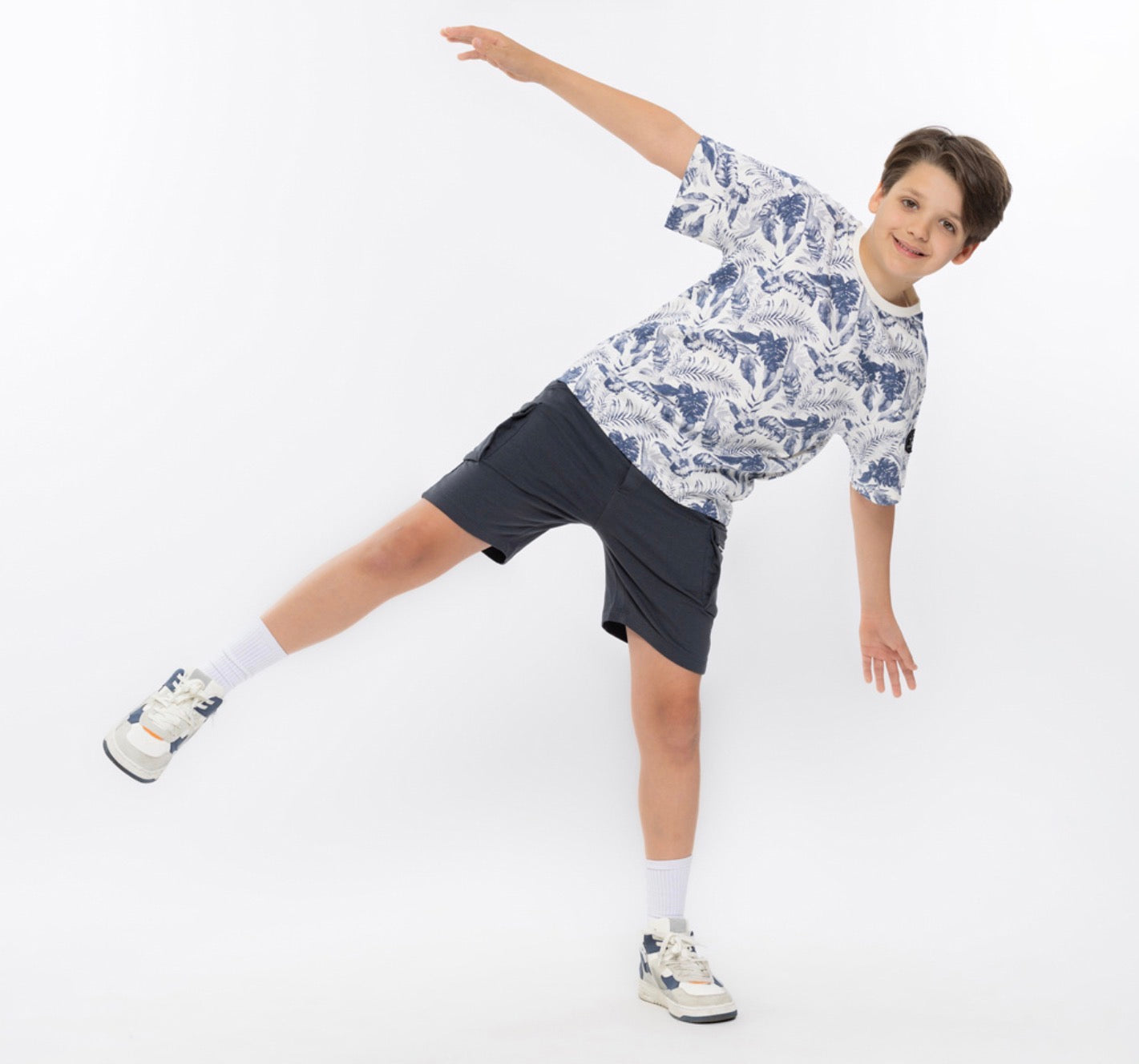 Boys Off-White Leaf Print Tee