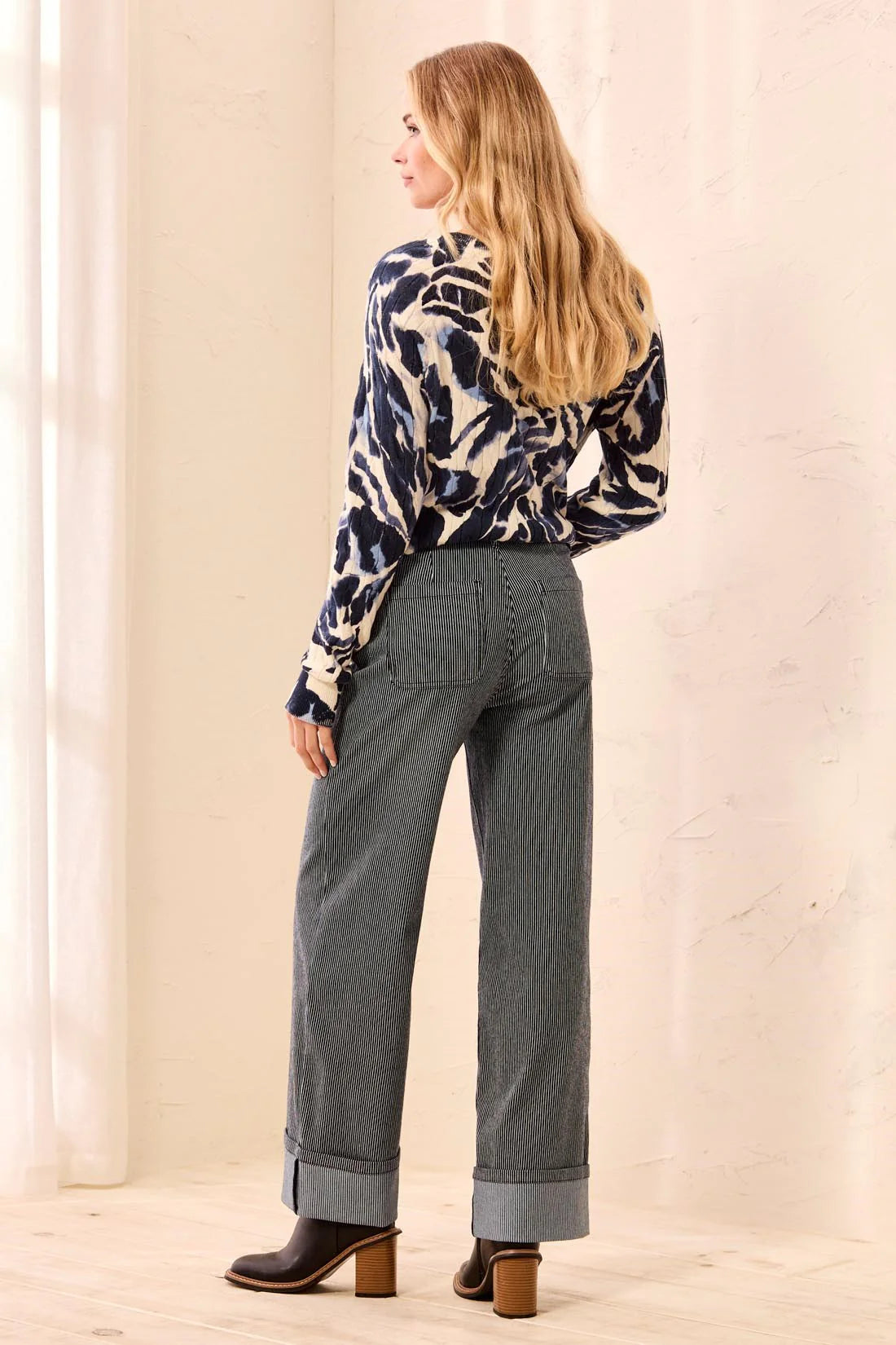 Lightweight Striped Wide Leg Cuffed Ankle Pants