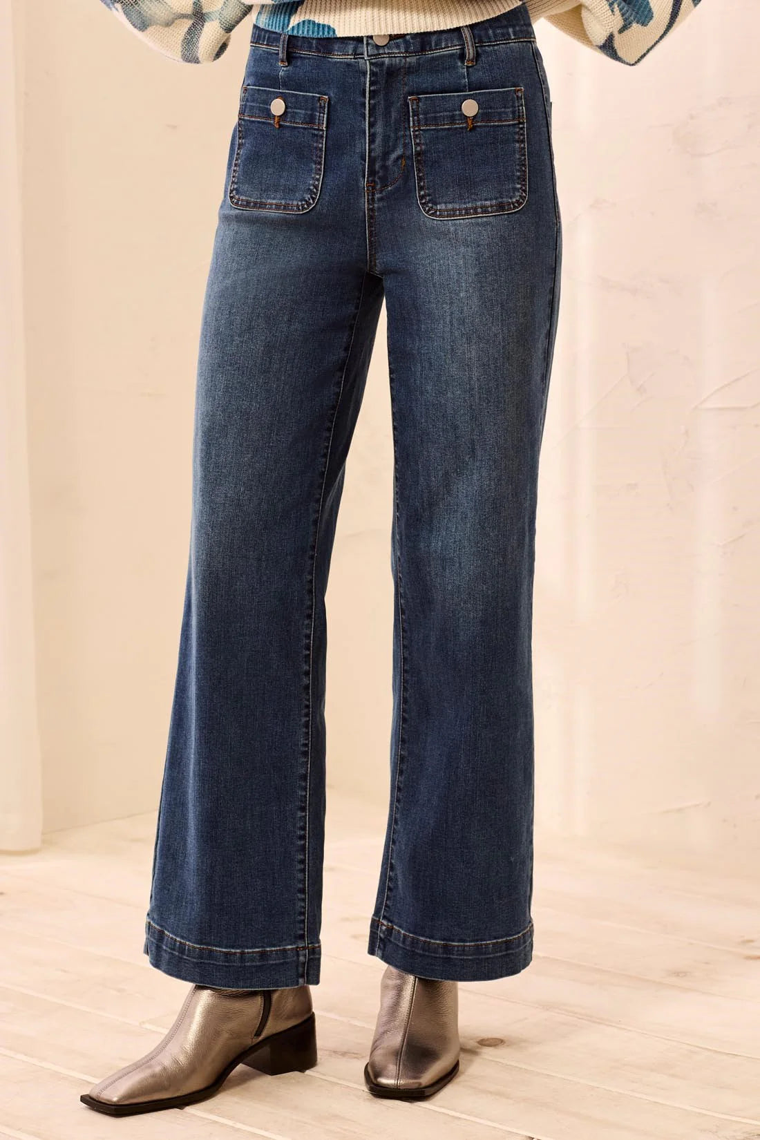Sophia Curvy Super Straight Ankle Denim Jeans