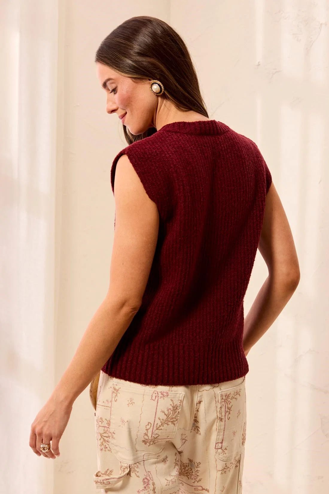 Split Crewneck Sweater Vest
