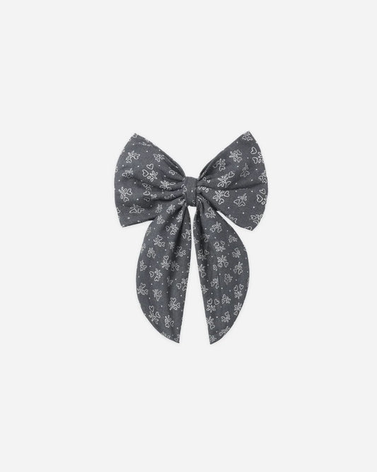 Oversized Heart Ditsy Bow