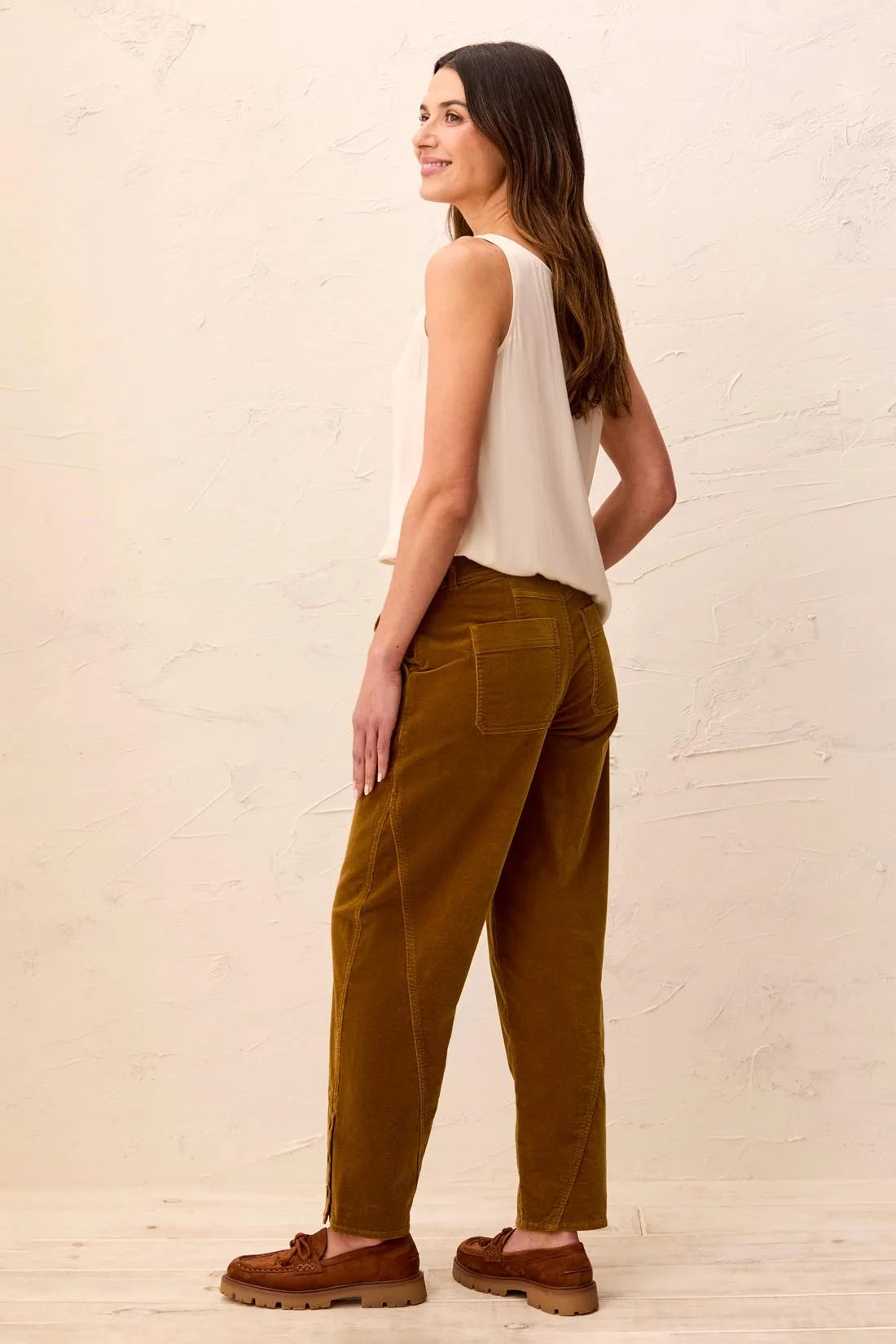 Fly Front Ribbed Ankle Pants With Button Vent