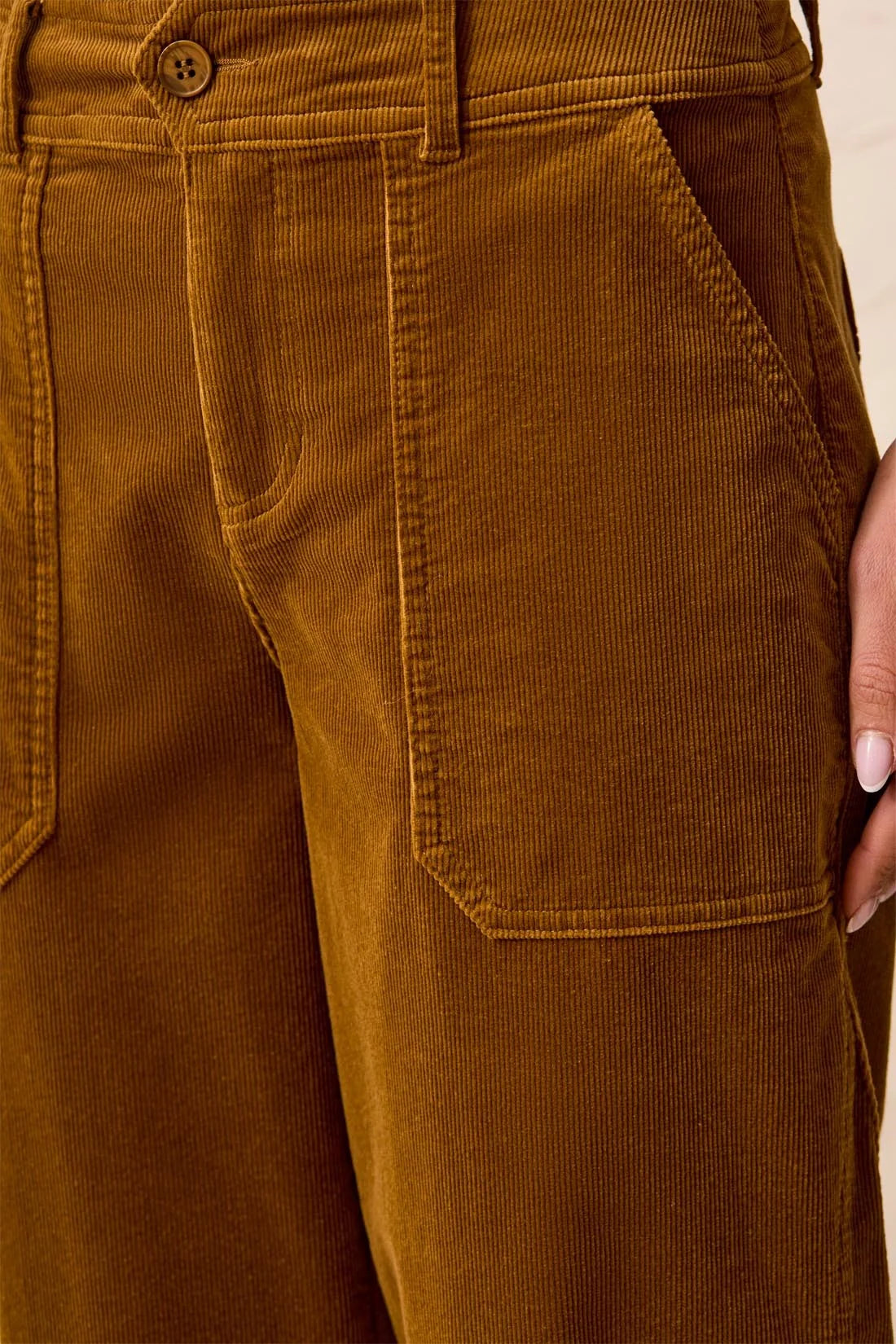 Fly Front Ribbed Ankle Pants With Button Vent