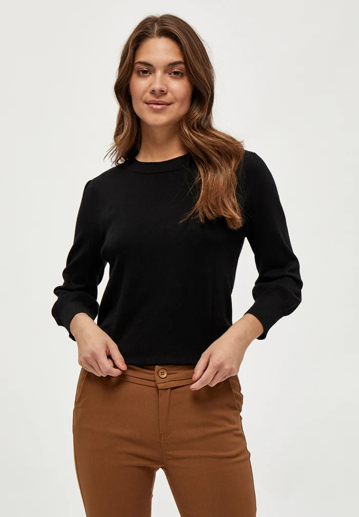 Light pullover