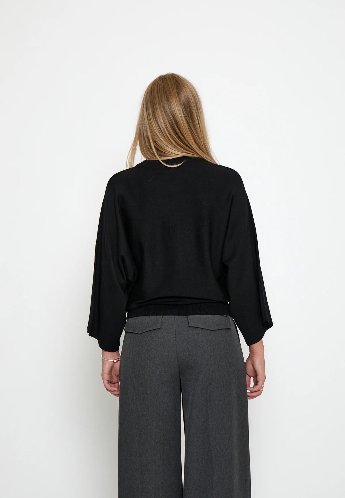 Ms Tessy Knit Sweater
