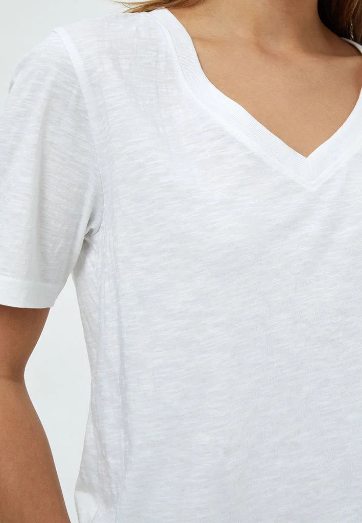 Ms Leti V-neck Tee