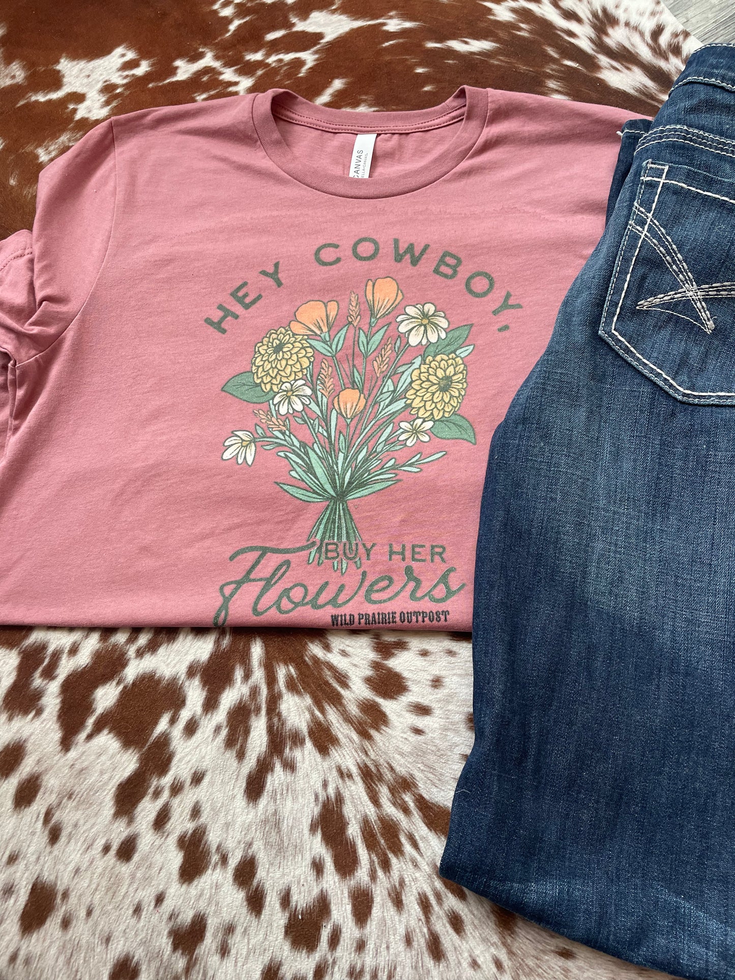 Buy her flowers graphic tee