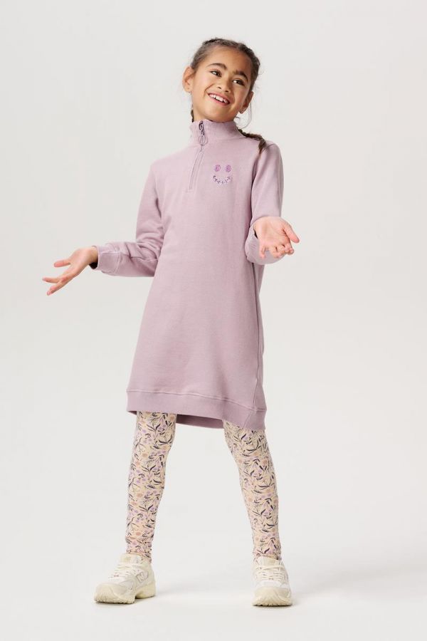 Girls legging in apple blossom