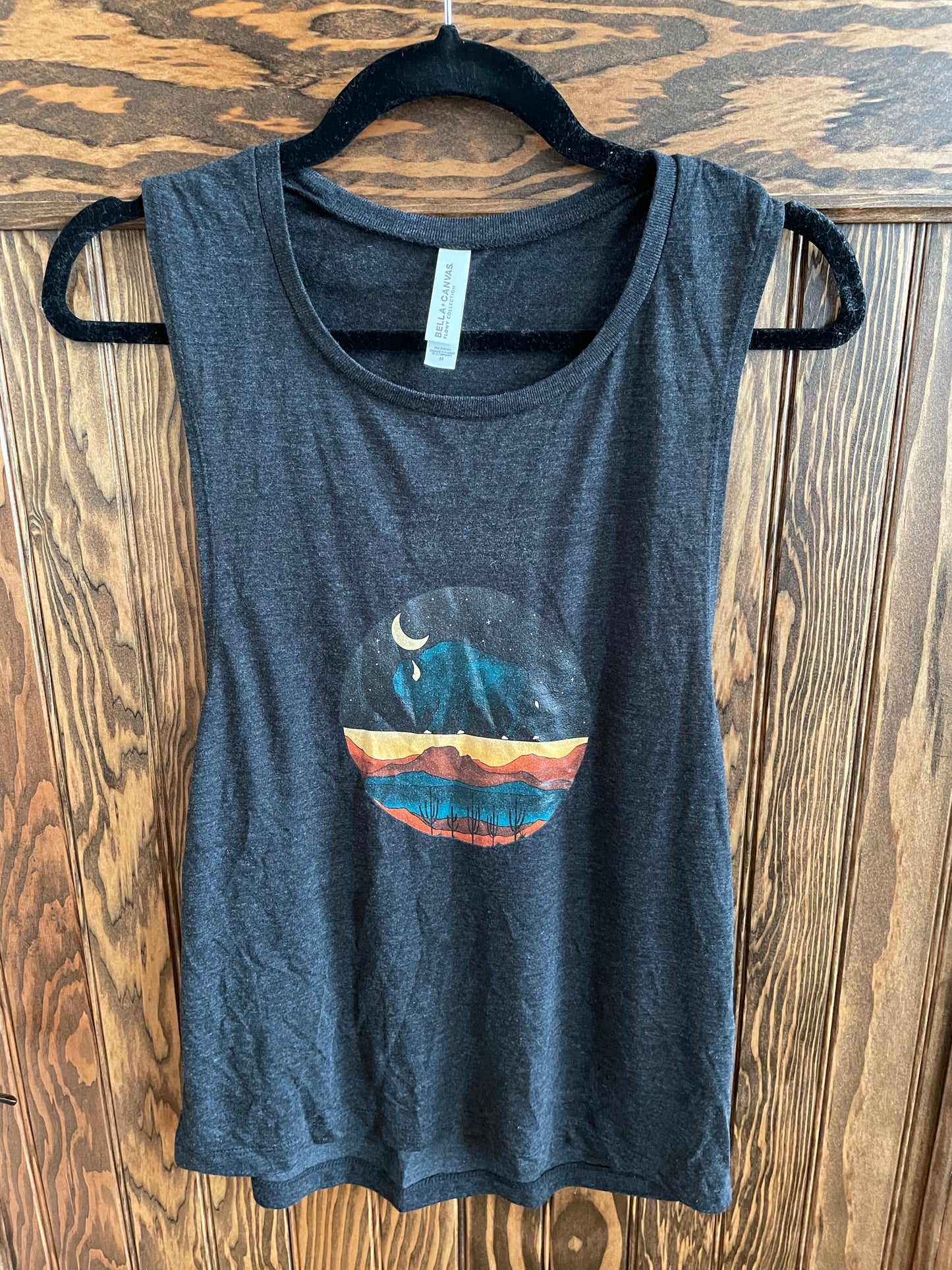 Earth Roamer Graphic Tank Top