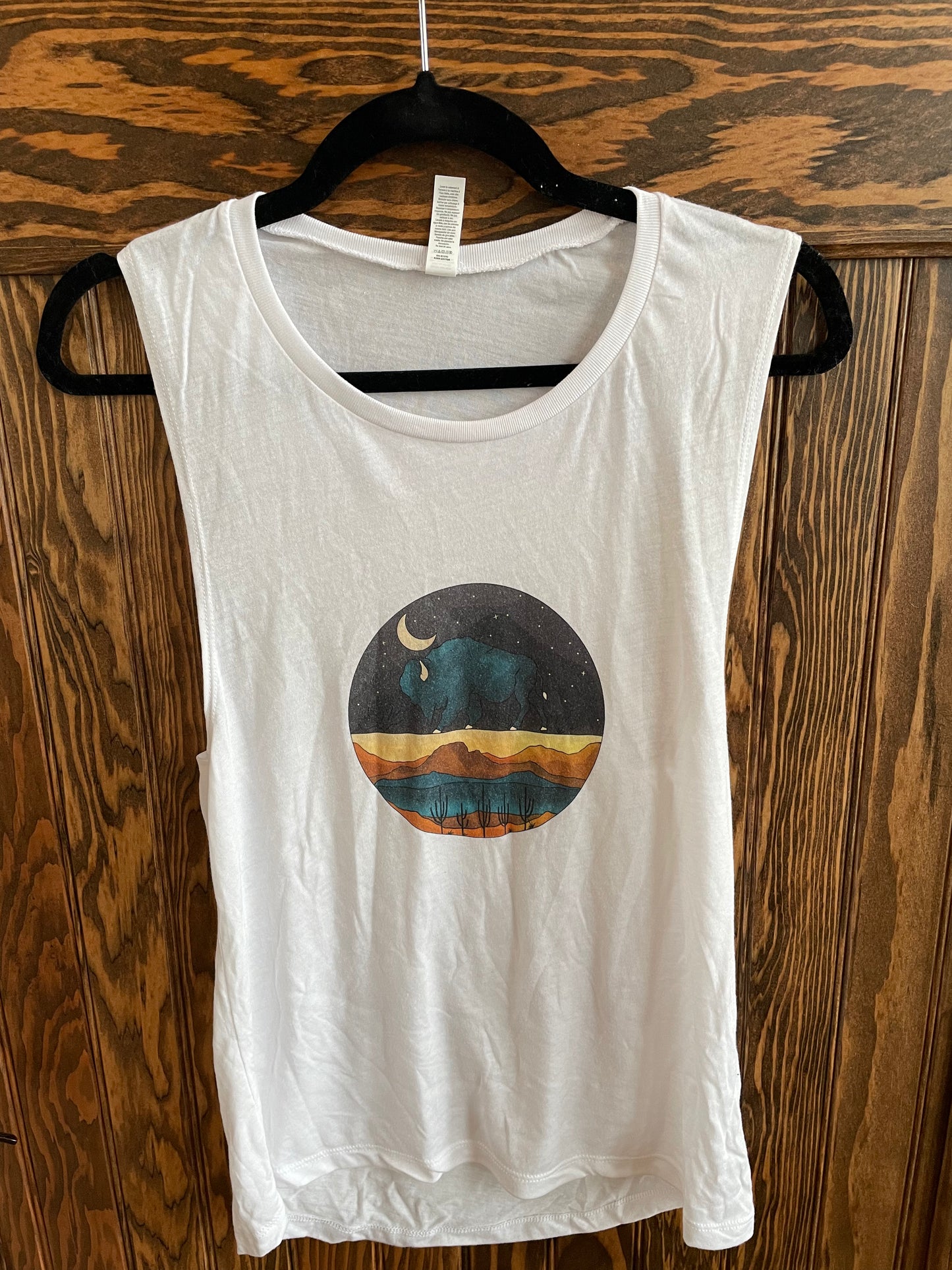 Earth Roamer Graphic Tank Top